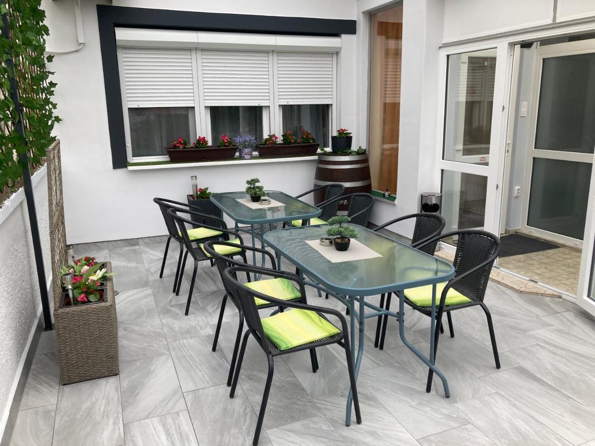 Silver Apartman Eger Eksteriør bilde